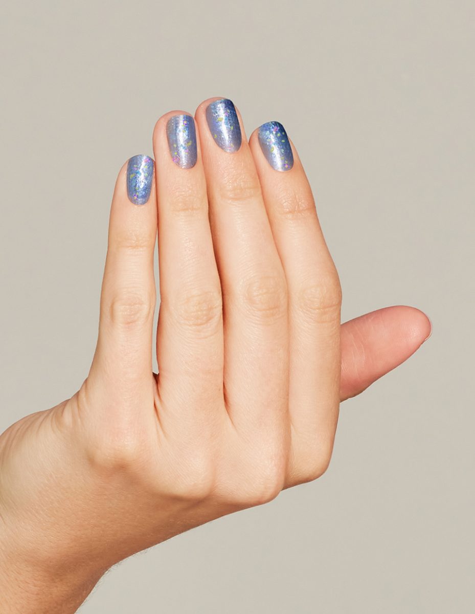 Stone nails: strălucire de senzație pentru unghiile gri