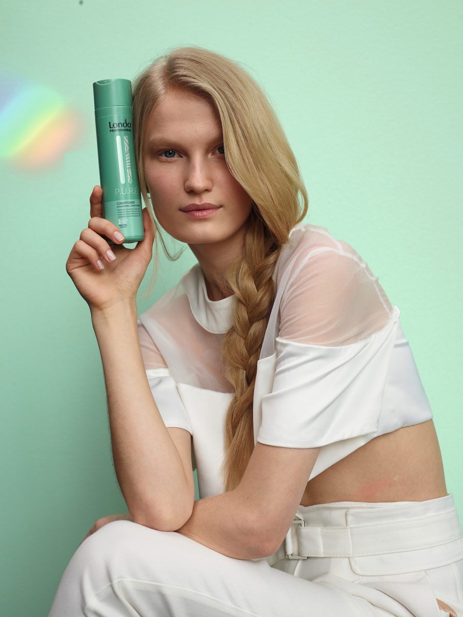 Zilnic, la 3 zile sau o dată pe săptămână? Adevărul despre frecvența spălării părului