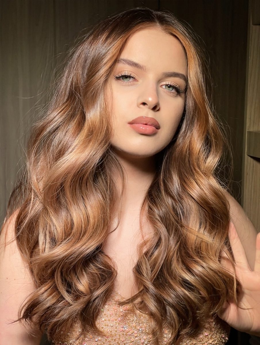 Cum să-ți speli părul fără să-l deteriorezi: 10 greșeli de evitat