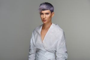 Cum îți poți revigora părul după 40 de ani?