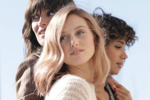 Hairglossing-ul: Tot ce trebuie să știi despre aceasta alternativa a vopsitului