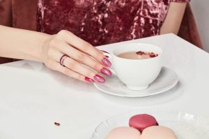 Cele mai în vogă manichiuri ale anului 2022